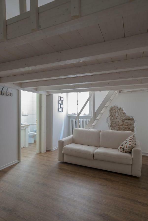 New Loft In The Heart Of Bologna 2 Apartment Exterior photo